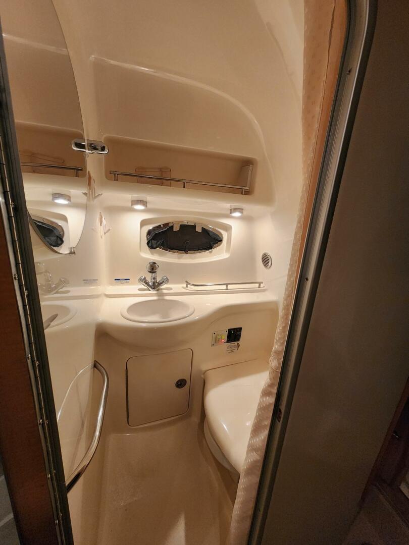 2006 Chaparral Signature 290 - Image 9