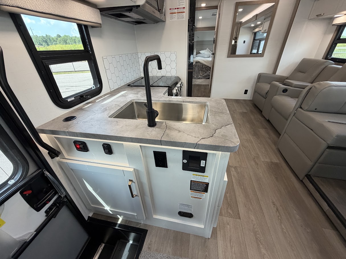 2027 JAYCO GREYHAWK 30Z - Image 11