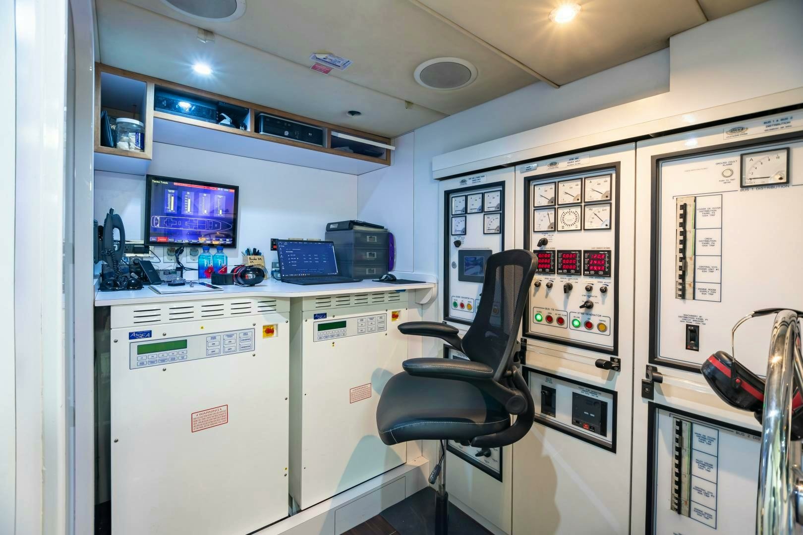 2011 Trinity Yachts Trinity 164 - Image 65