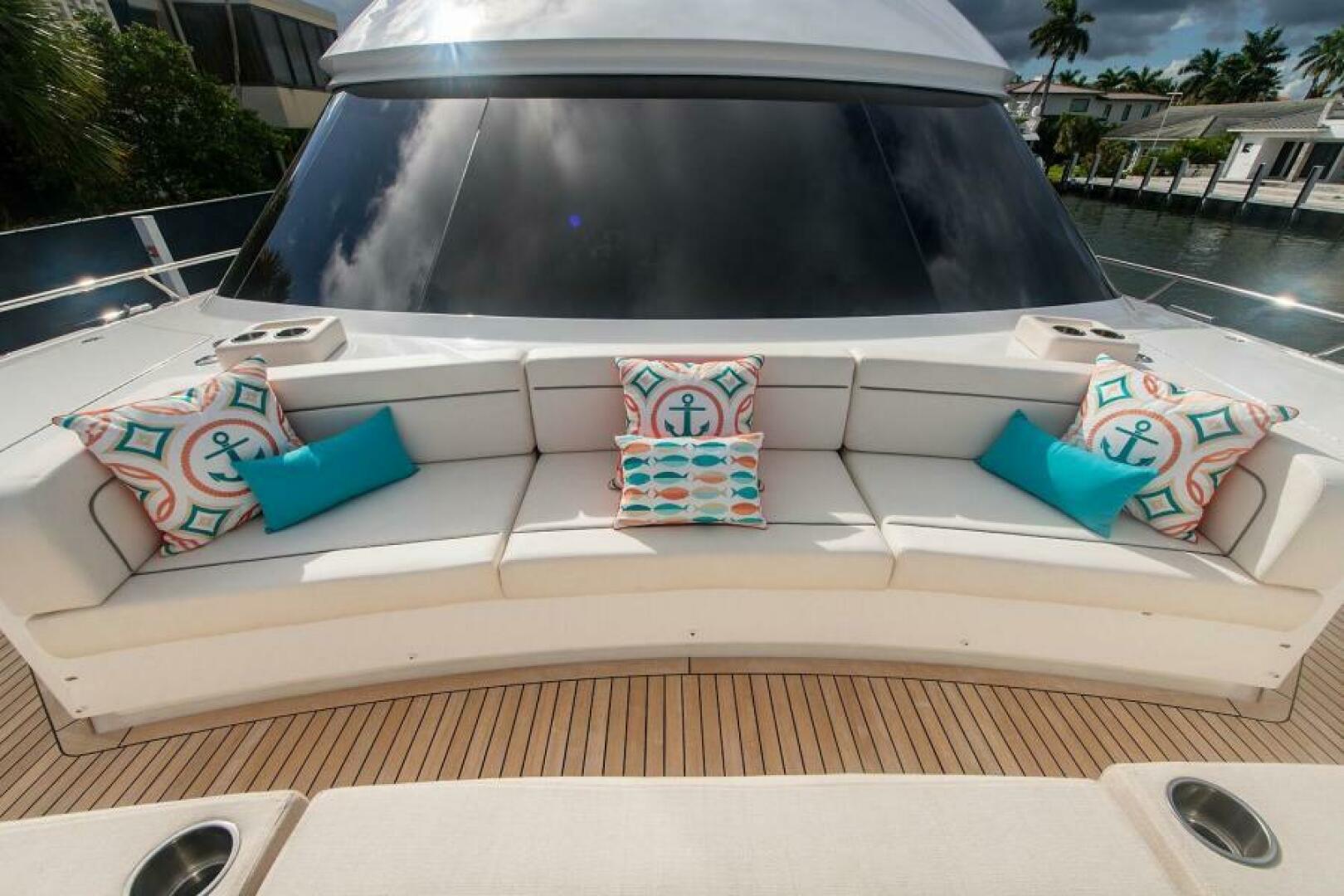 2018 Viking Enclosed Flybridge - Image 58