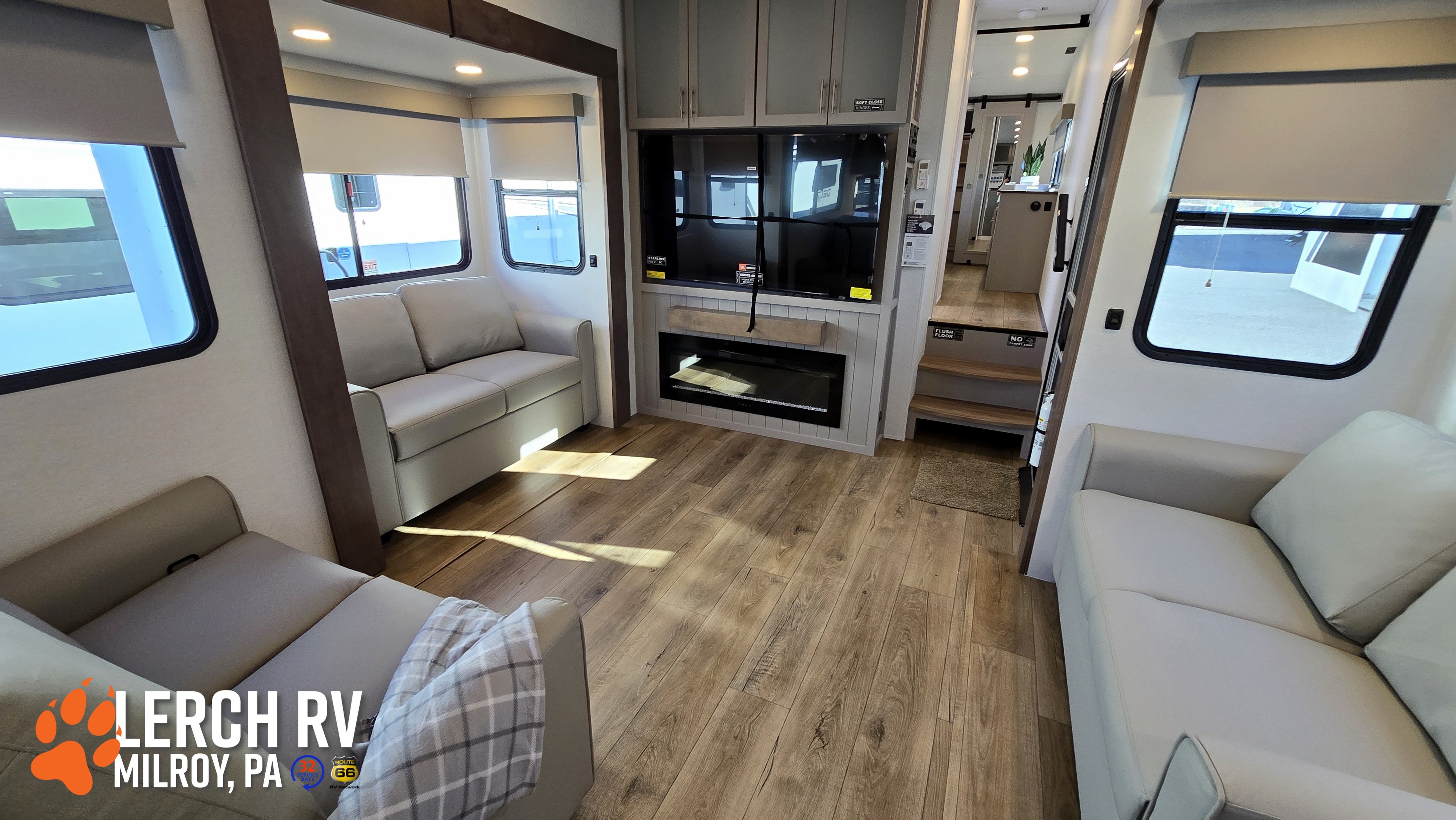 2026 Alliance RV AVENUE 35RKS - Image 21