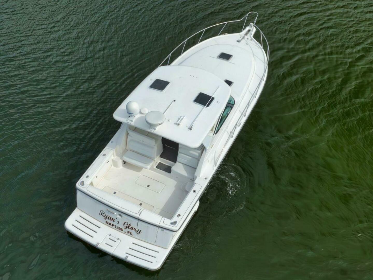 2004 Tiara Yachts 38 Open - Image 7