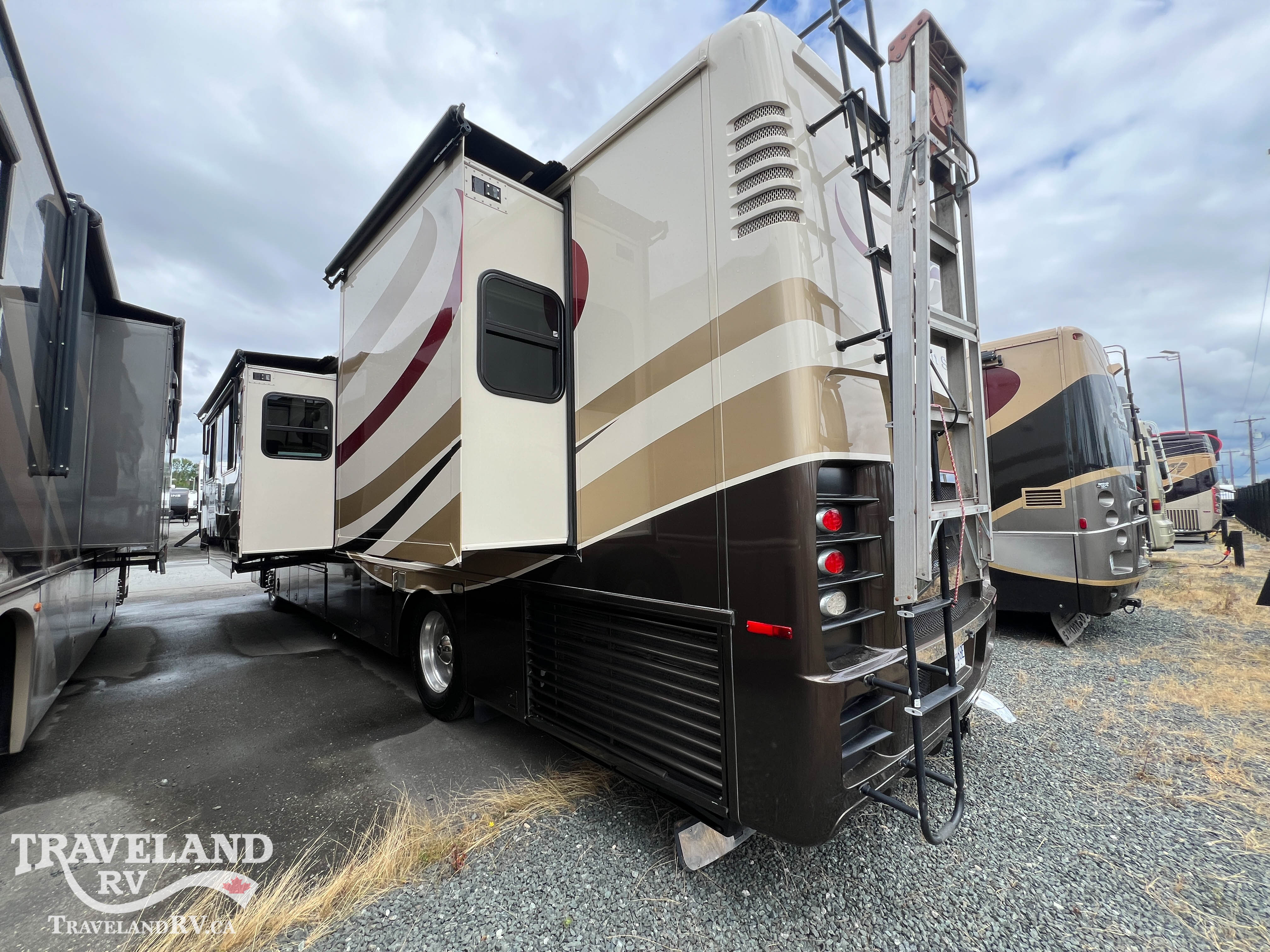 2011 Newmar Dutch Star 3734 - Image 7