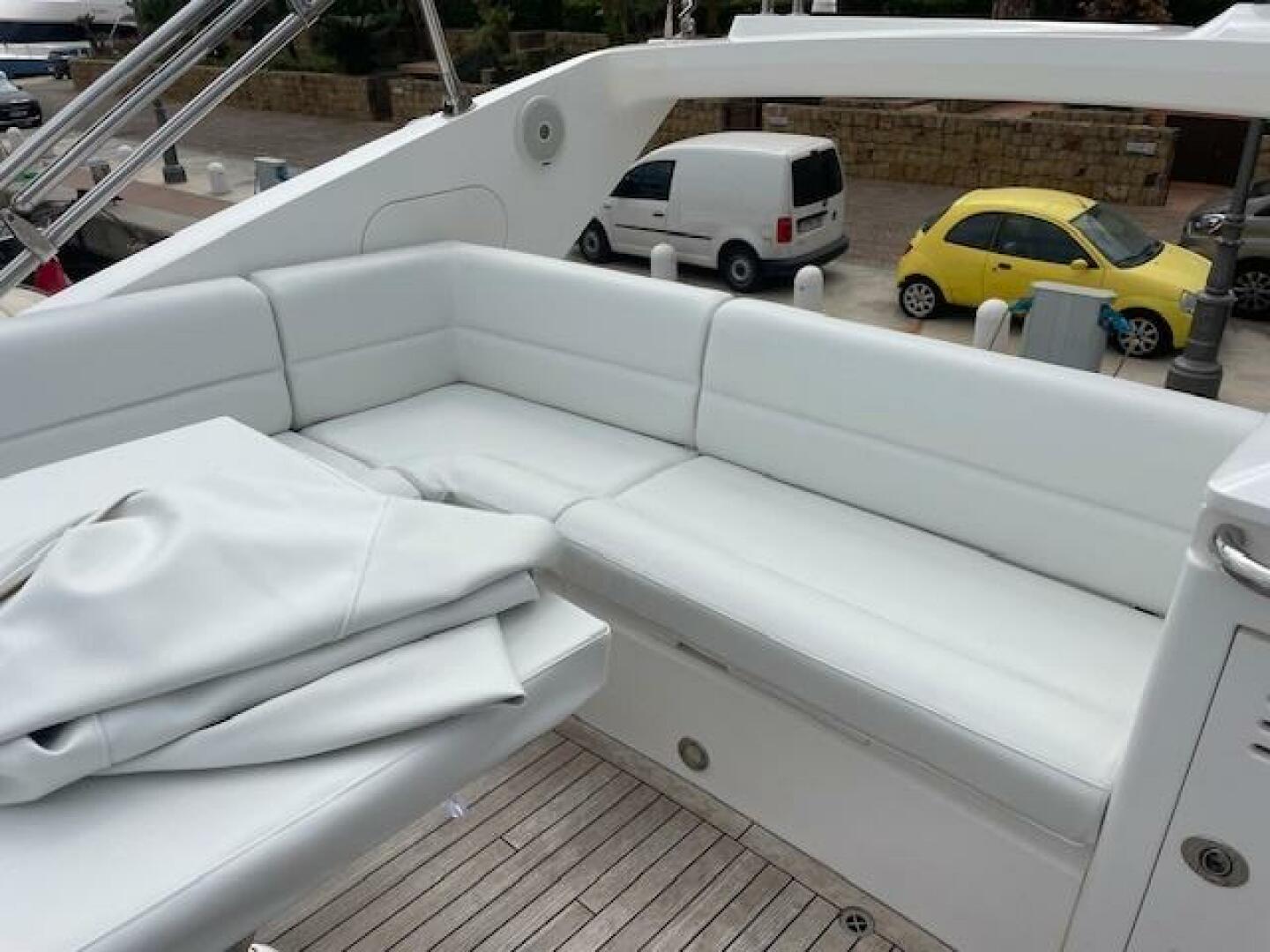 2015 Sunseeker Sport Yacht 68 - Image 24