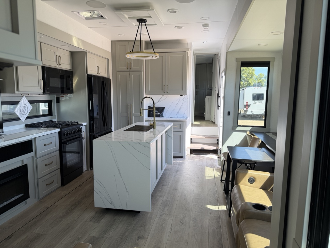 2026 Brinkley RV Model G 4100 - Image 14