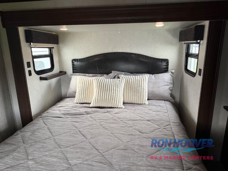 2019 HEARTLAND 3925MLP - Image 39