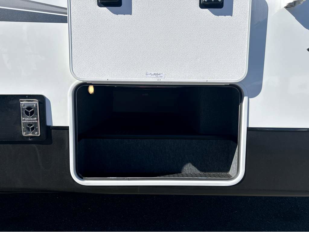 2025 JAYCO SEISMIC 4113 - Image 7