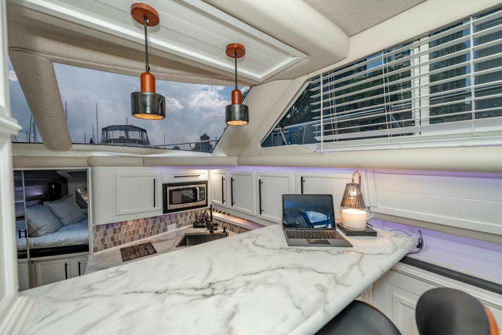 1991 Cruisers Yachts 3850 Aft Cabin - Image 20