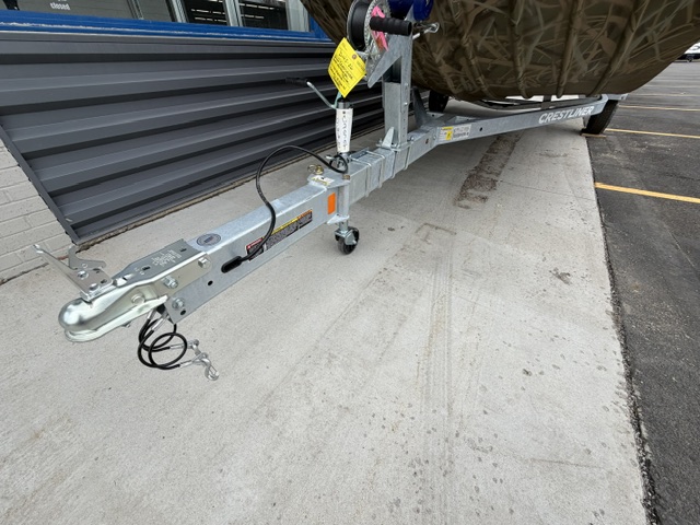 2026 CRESTLINER RETIEVER TILLER 2070 - Image 8