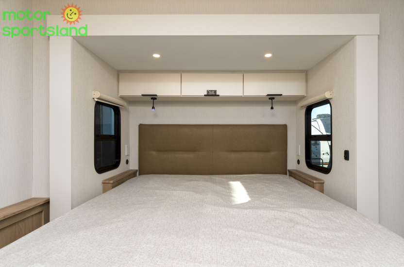 2026 Winnebago Thrive 26FKD - Image 39