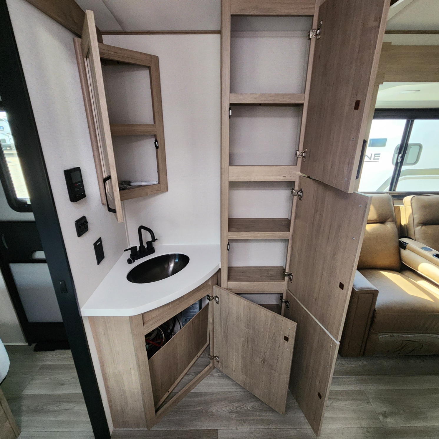 2026 GRAND DESIGN IMAGINE 3210BH - Image 21