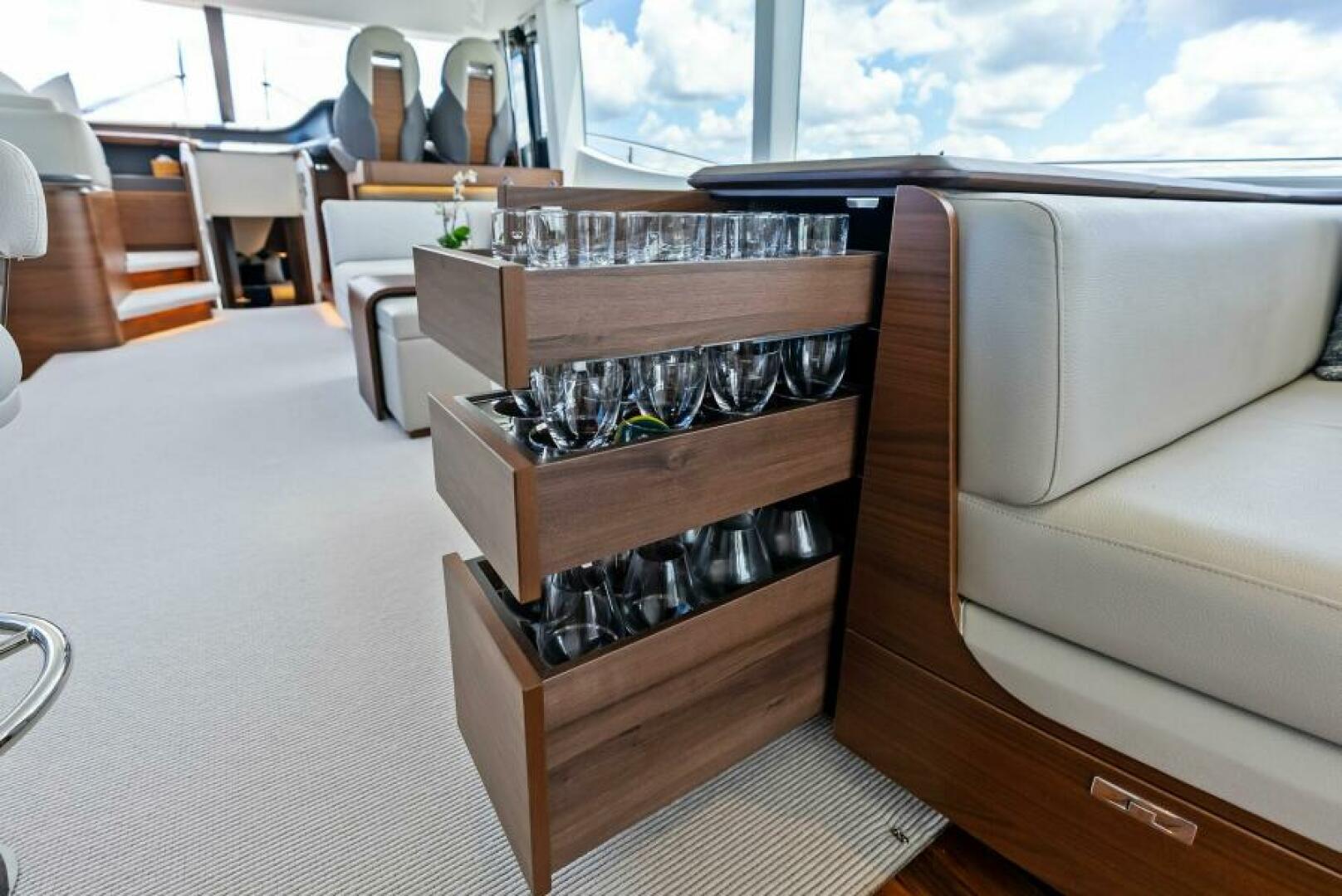 2024 Princess Y72 Motor Yacht - Image 60