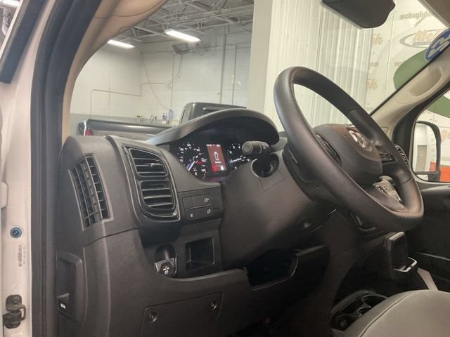 2025 Ram ProMaster Cargo Van Tradesman - Image 13