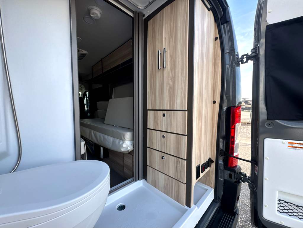 2027 JAYCO SWIFT 20T - Image 10