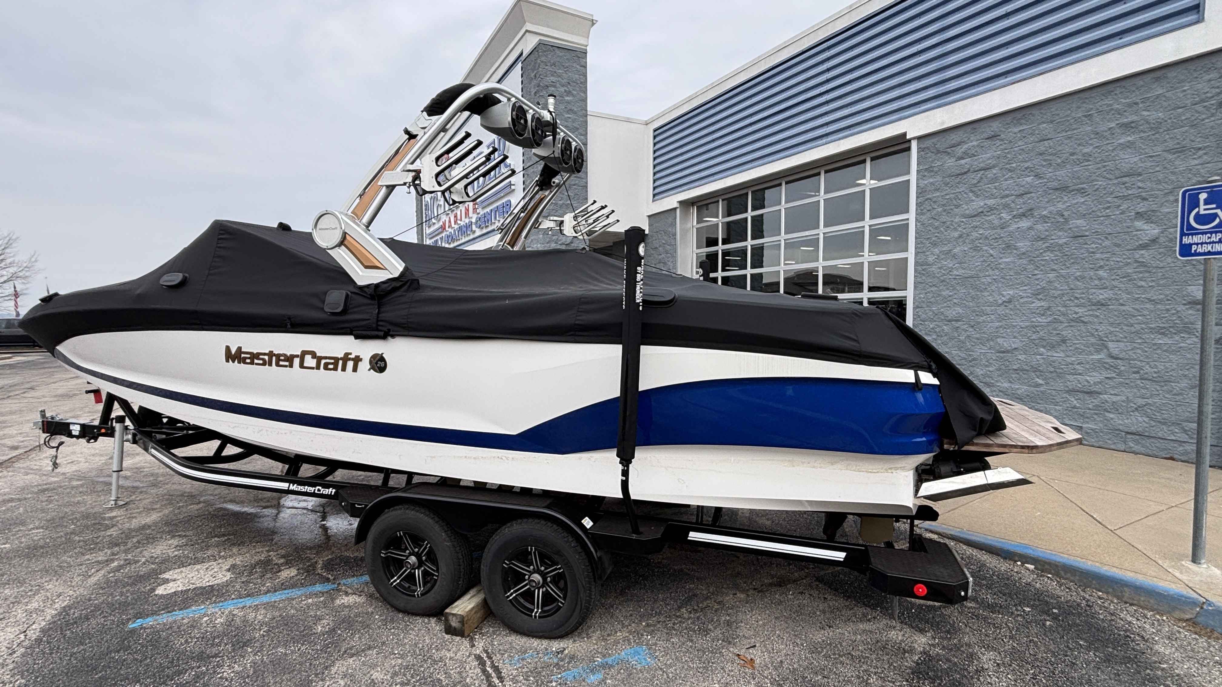2022 MasterCraft X26 - Image 55