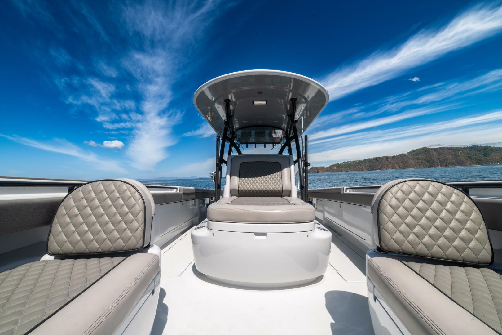 2021 Valhalla Boatworks V-37 - Image 27