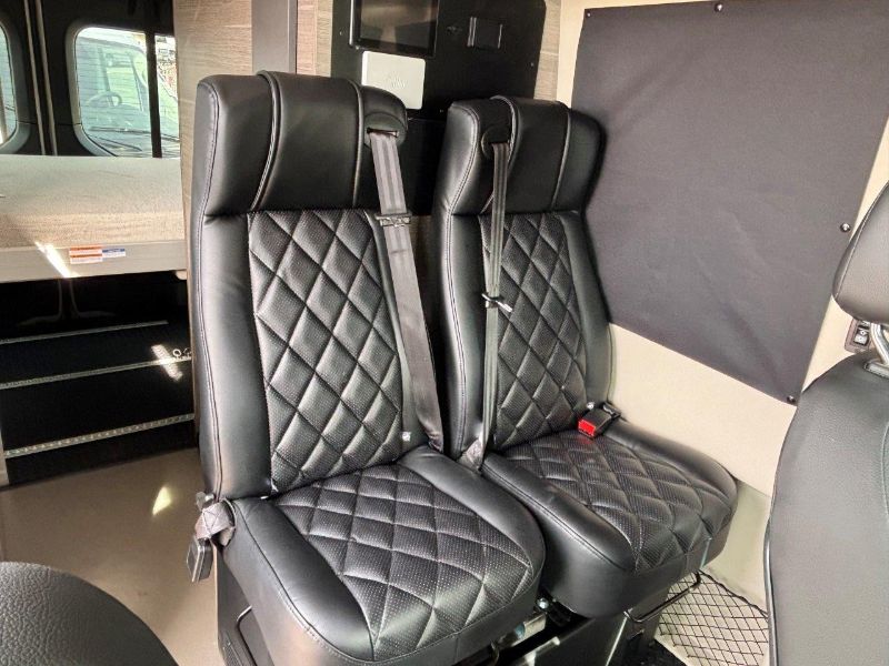 2026 Entegra Coach Launch 19Y - Image 8