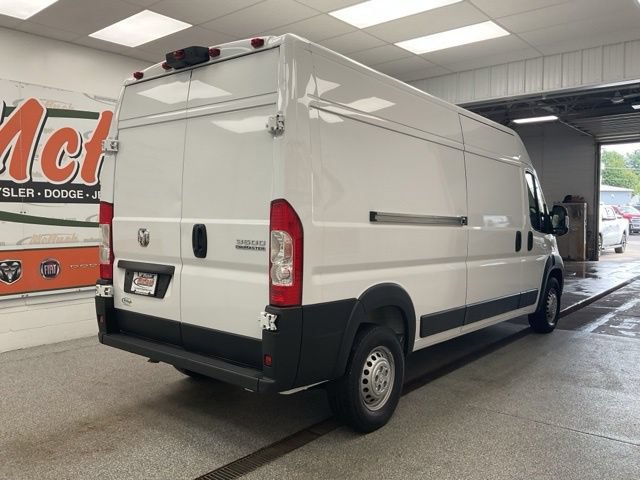 2025 Ram ProMaster Cargo Van Tradesman - Image 5