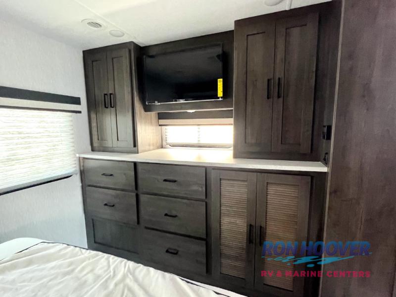 2024 COACHMEN 31TS - Image 30