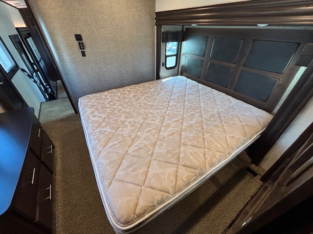 2018 Jayco North Point 379DBFS - Image 60