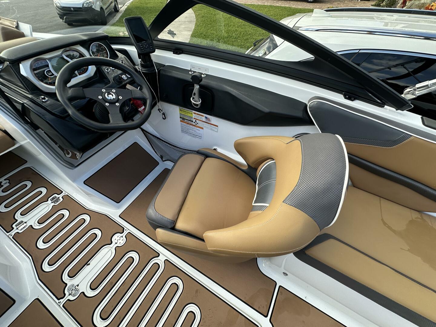2021 Scarab 215 Base - Image 54