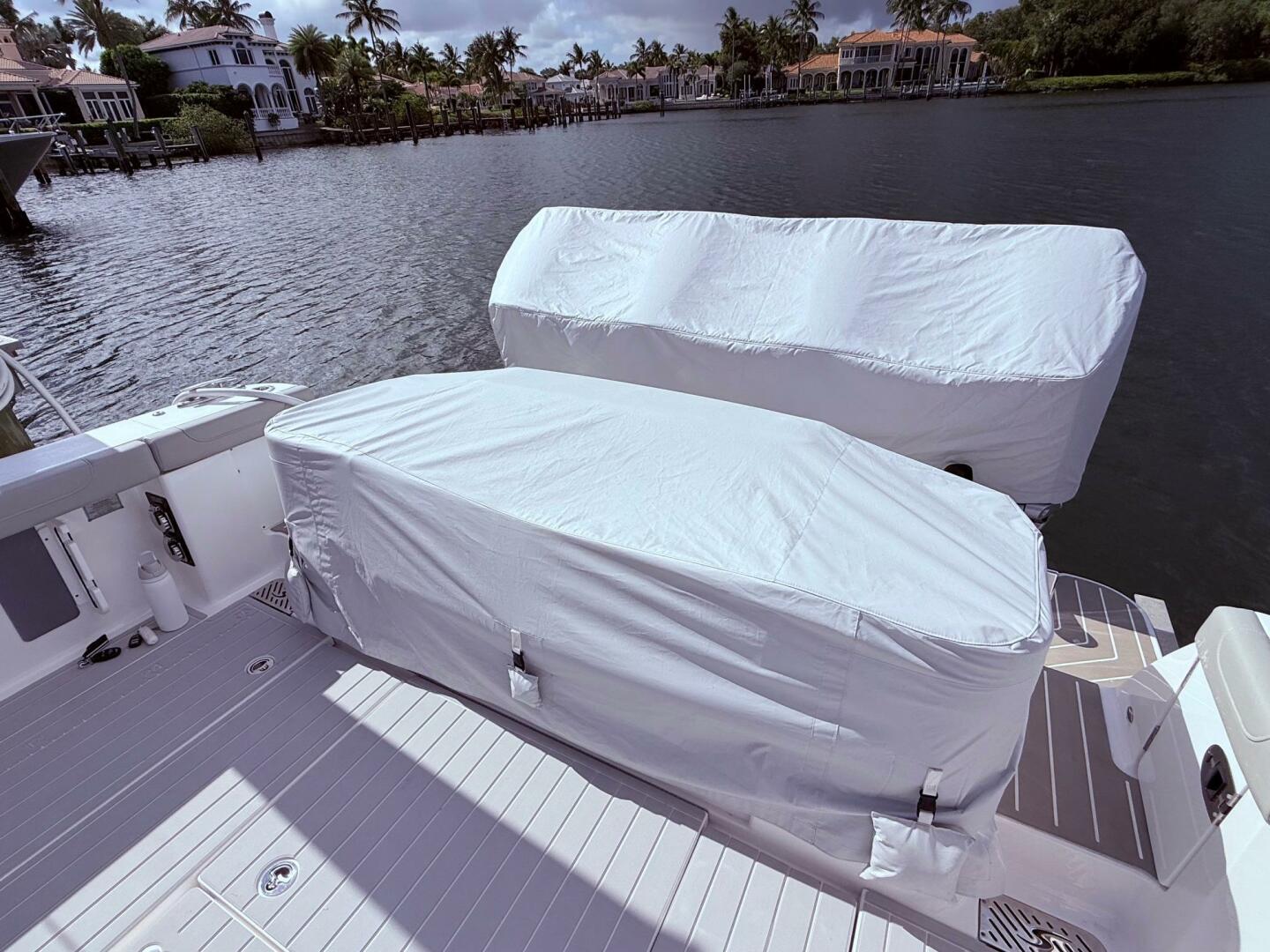 2006 Carver 43 Motor Yacht - Image 23