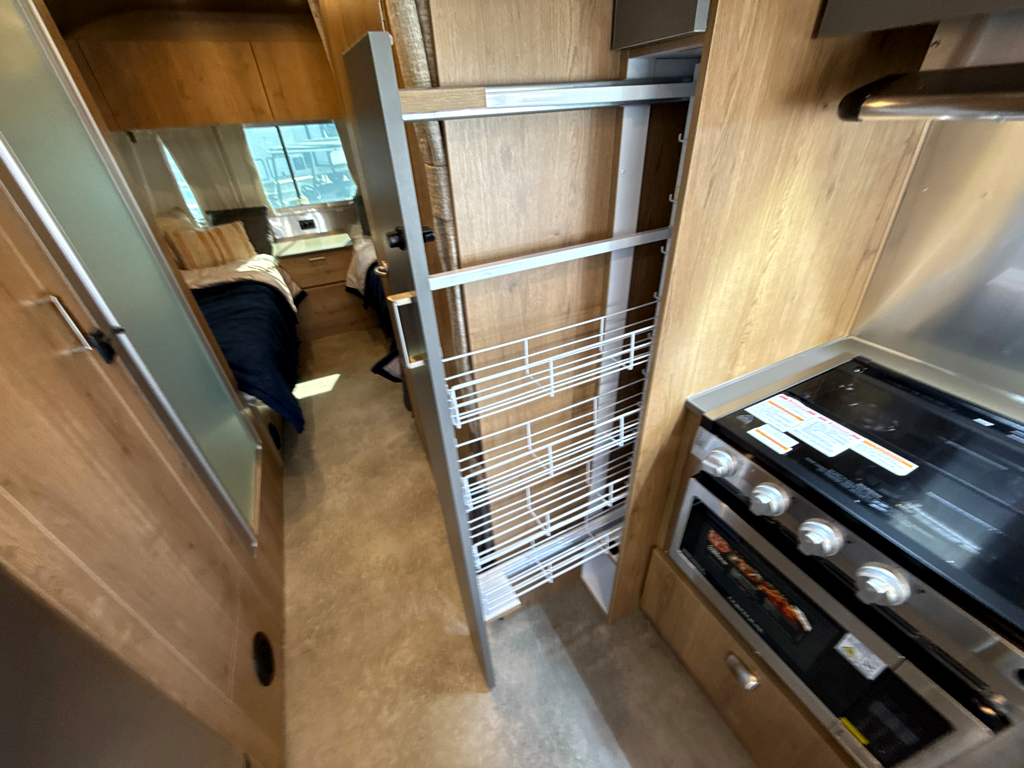 2026 AIRSTREAM TRADE WIND 25FBT - Image 23