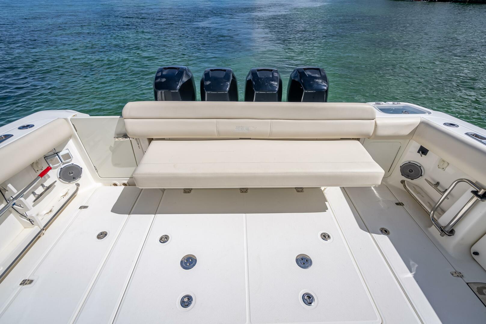 2016 Boston Whaler - Image 104