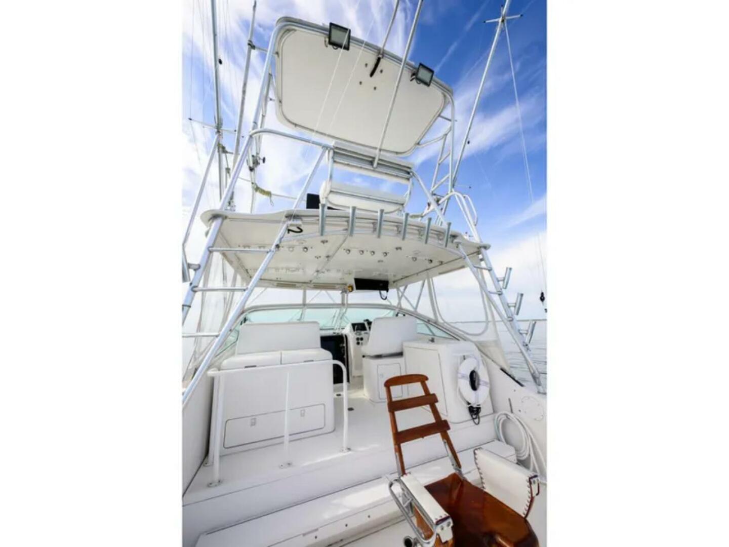 1998 Bertram 36 Moppie - Image 10