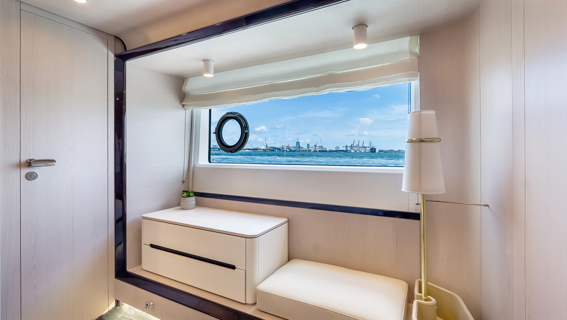 2025 Azimut 78 FLY - Image 19