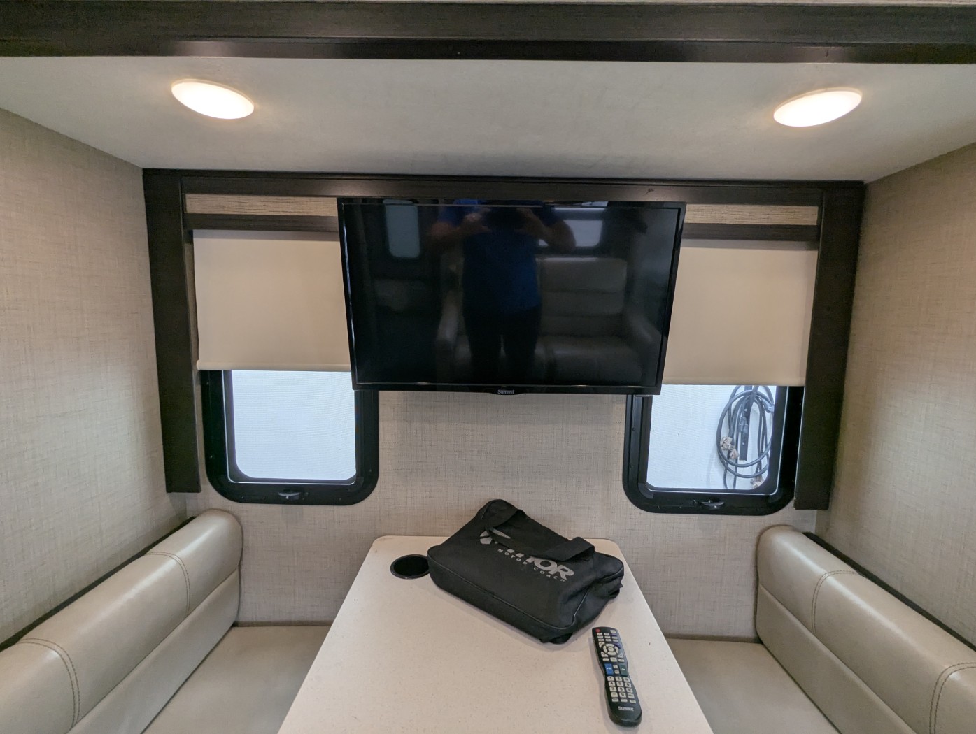 2020 Thor Motor Coach Compass RUV 24SX - Image 12