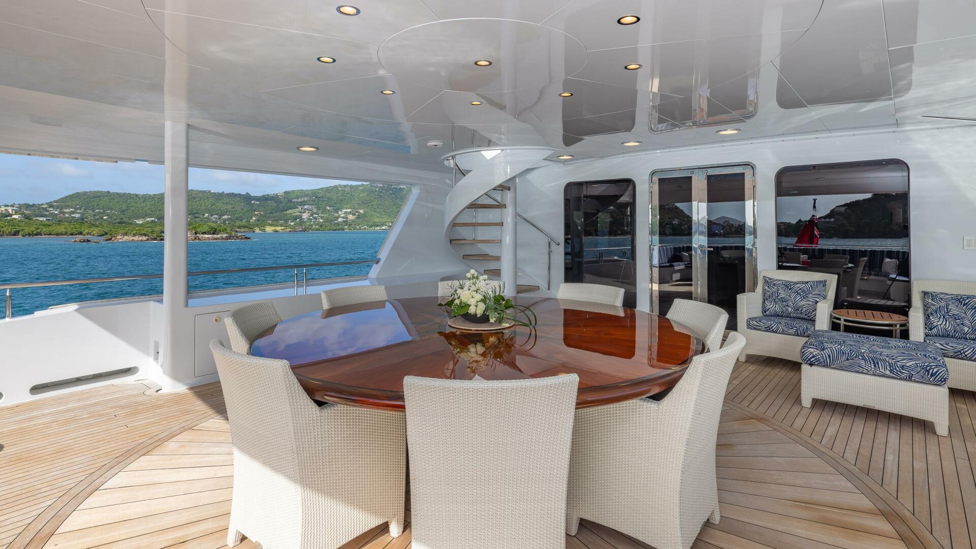 2001 Trinity Yachts Tri-Deck MY - Image 25