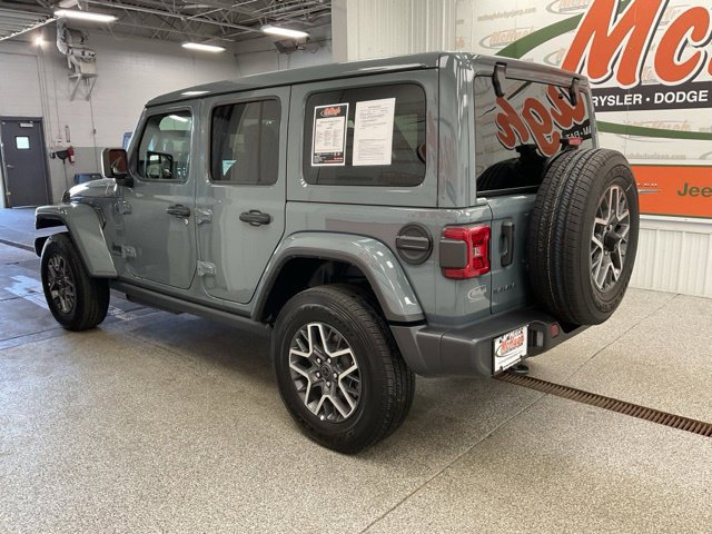 2026 Jeep Wrangler Sahara 4 Door 4x4 - Image 7