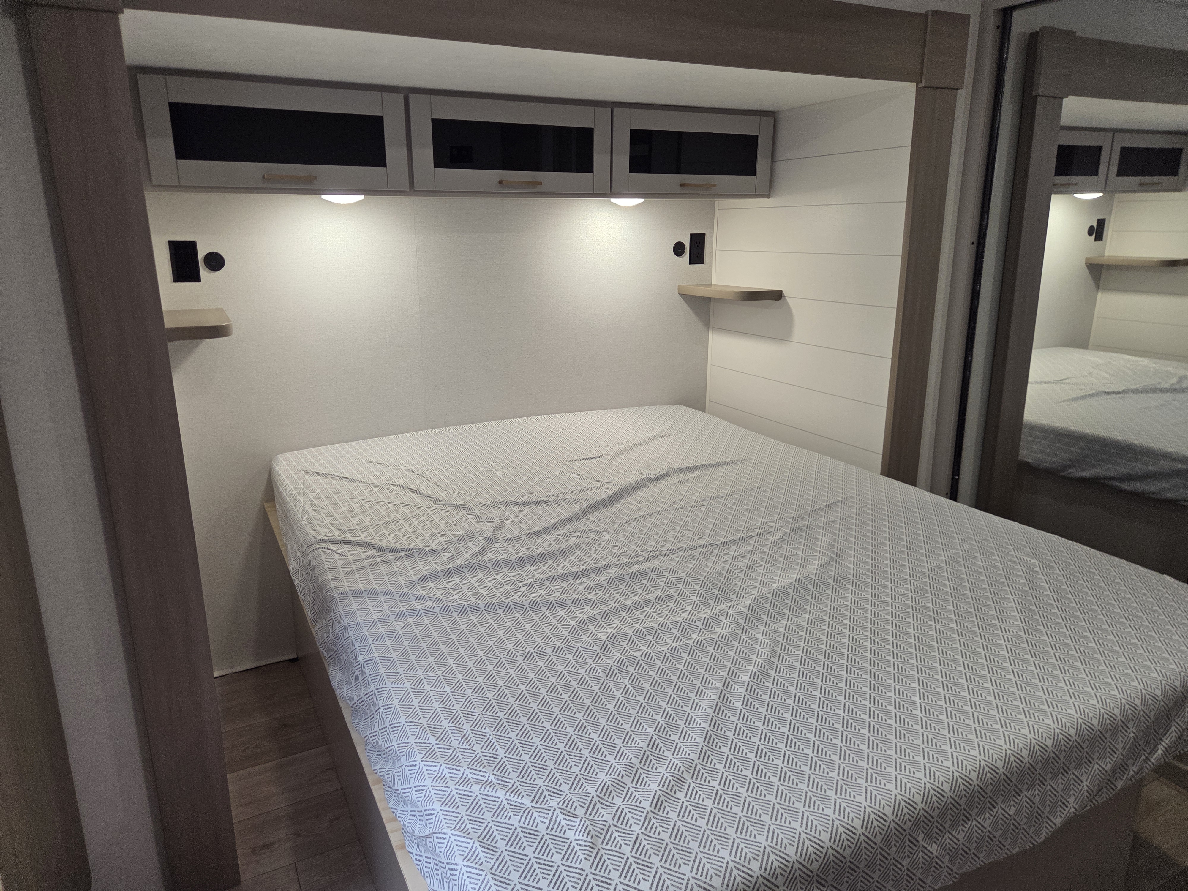 2027 Jayco Jay Flight SLX 334RTS - Image 20