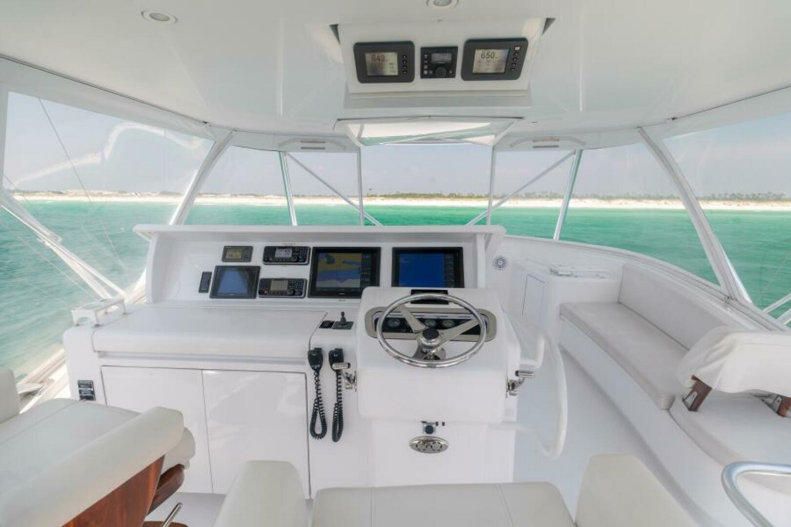 2008 Hatteras 60 Convertible - Image 21