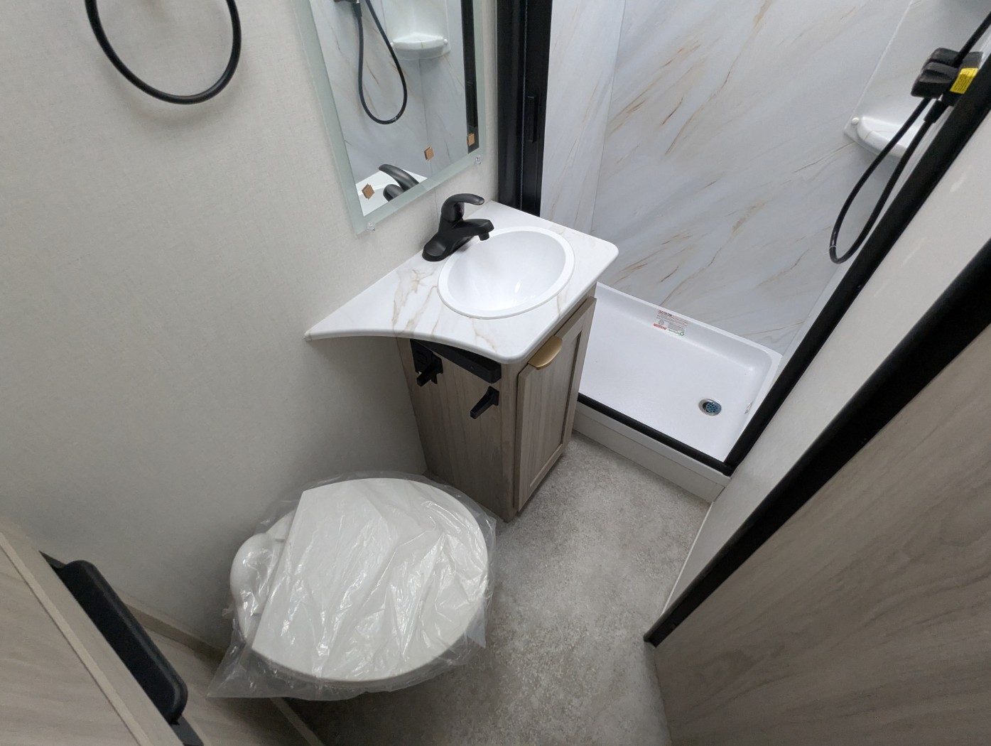 2027 Coachmen Cross Trail 26XG - Image 31