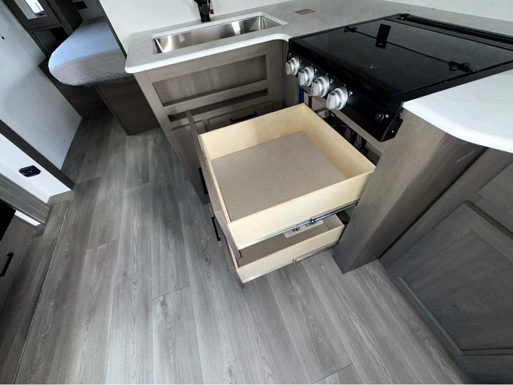 2026 GRAND DESIGN TRANSCEND 22RBX - Image 16