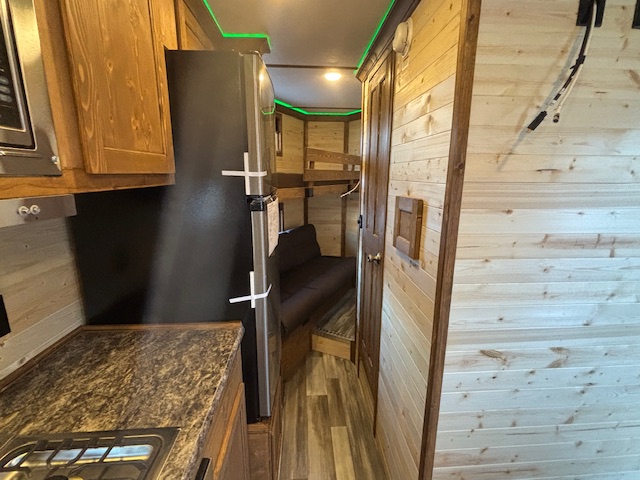 2026 ICE CASTLE SASQUATCH 8X24S - Image 17