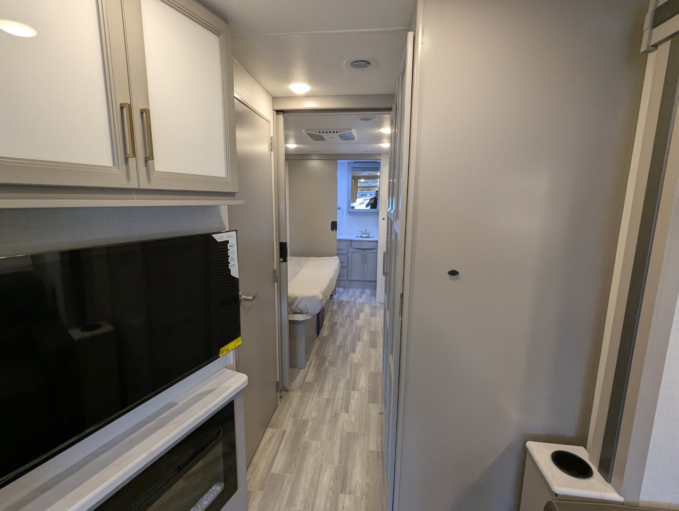 2026 Thor Motor Coach Windsport 35G - Image 18