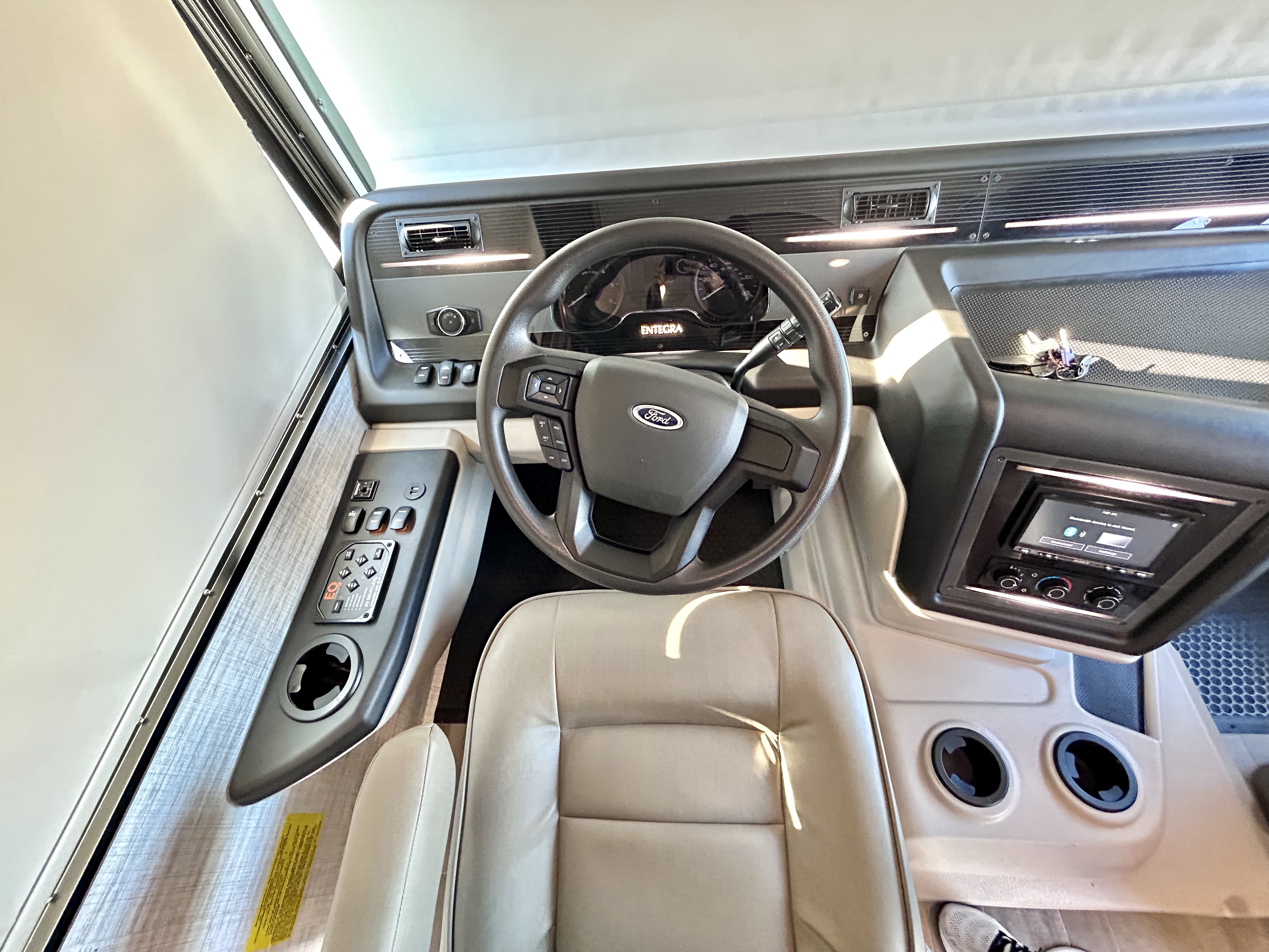 2023 ENTEGRA COACH ENTEGRA 34B - Image 28