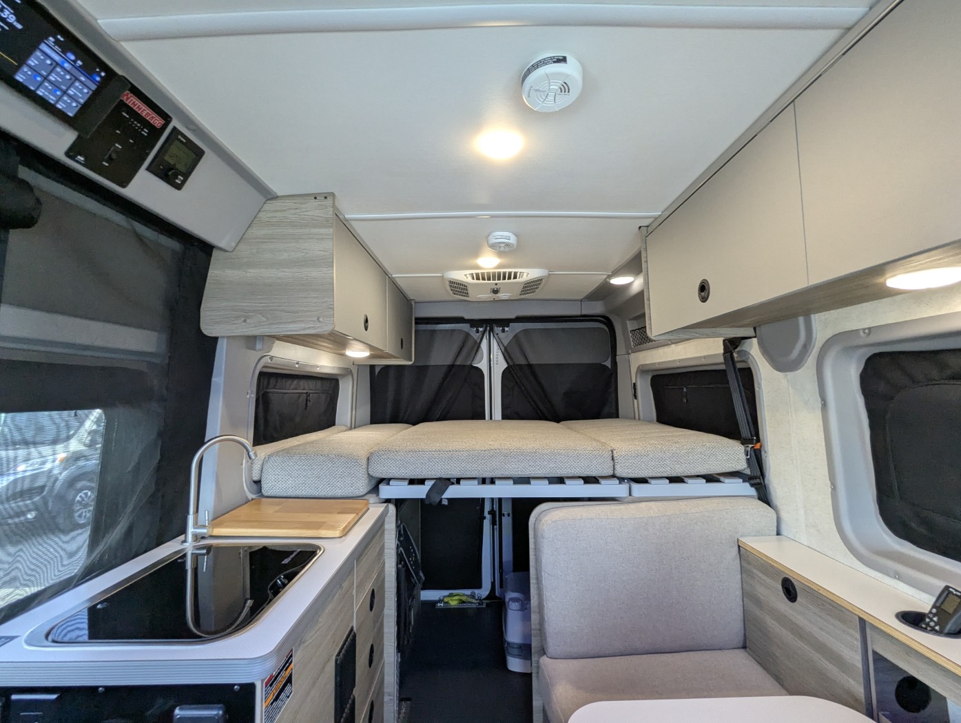 2024 Winnebago Solis Pocket 36A - Image 25