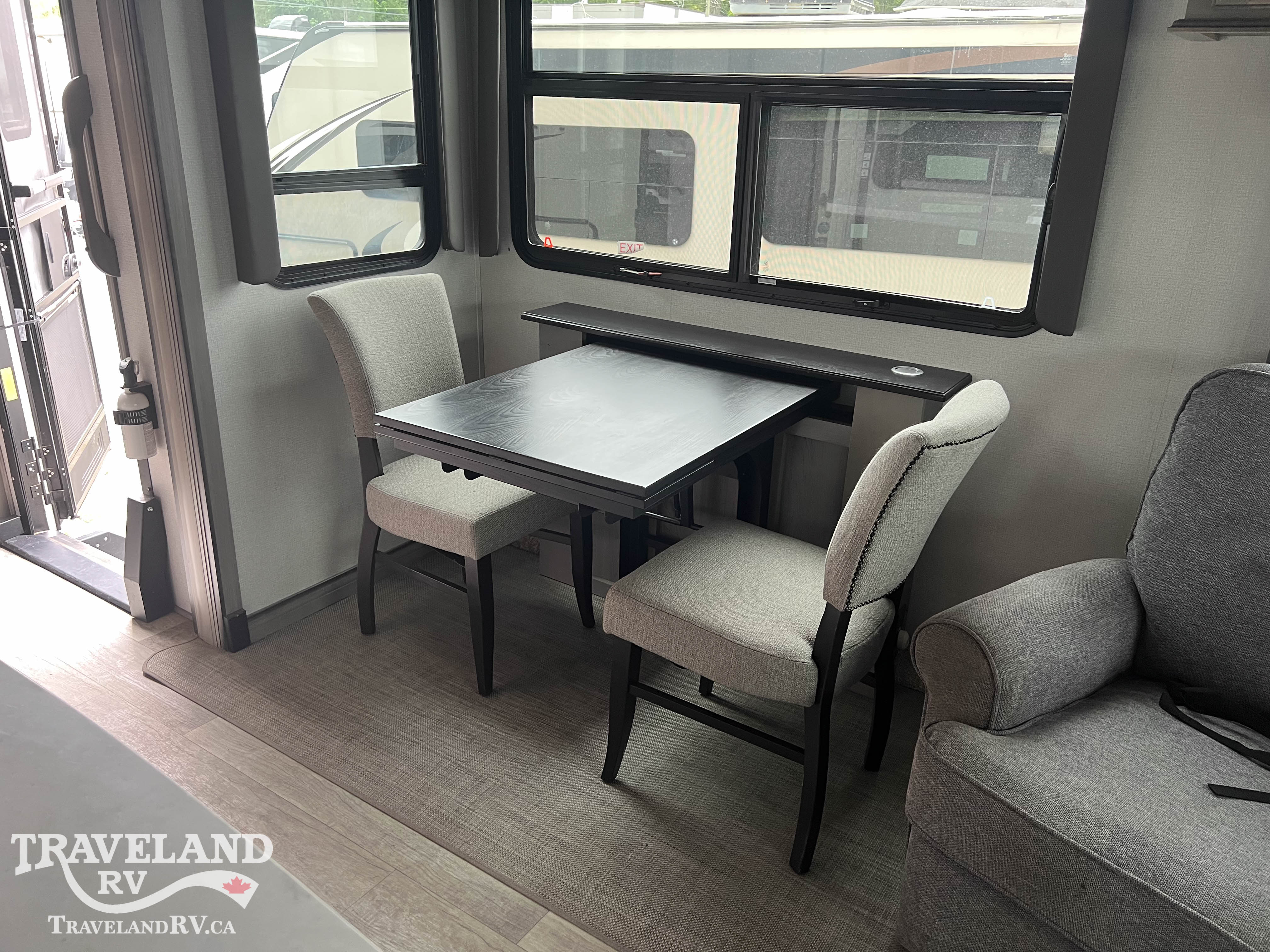 2021 Keystone Montana 3780RL - Image 9
