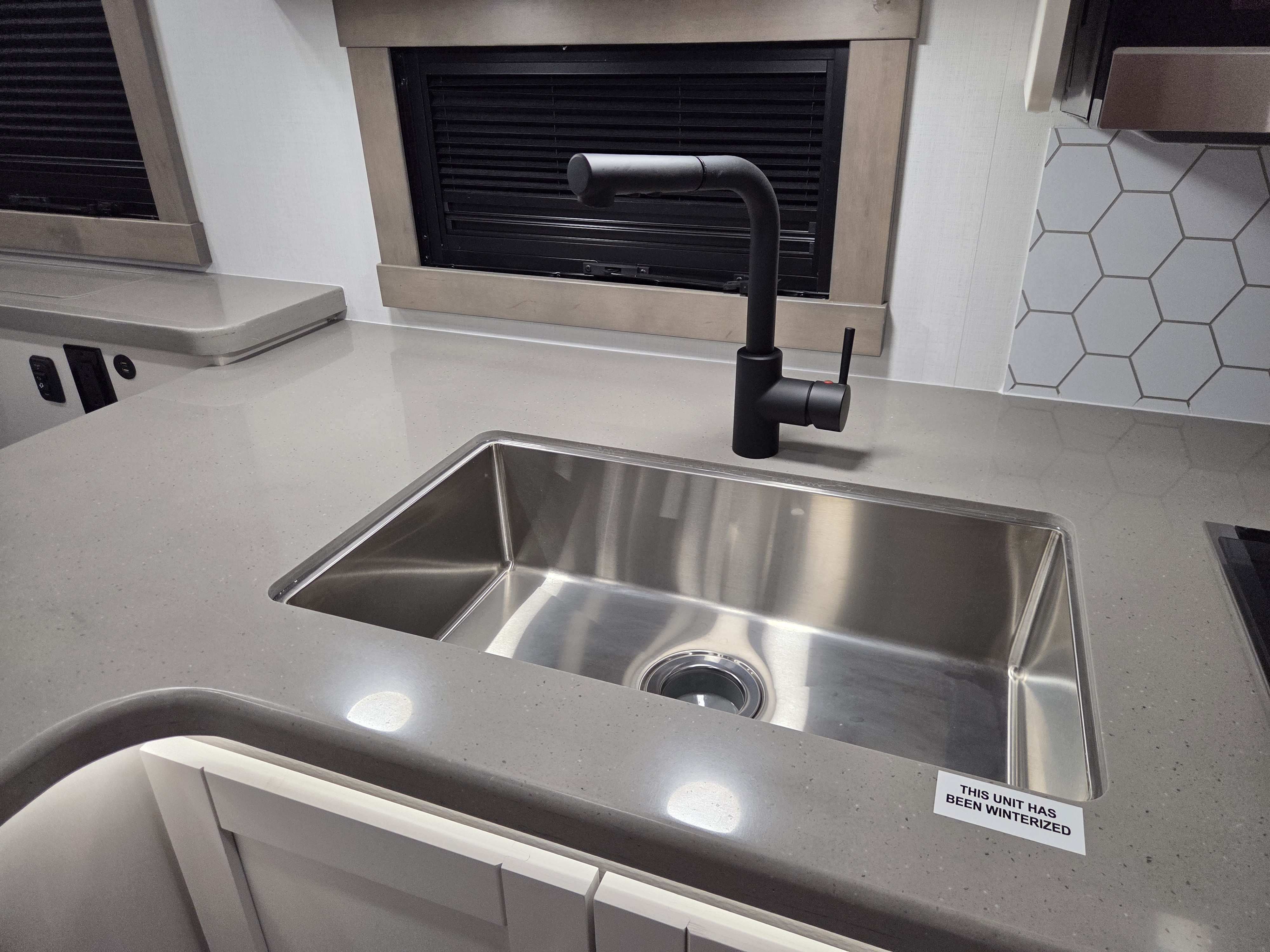 2027 Jayco Precept 36C - Image 9