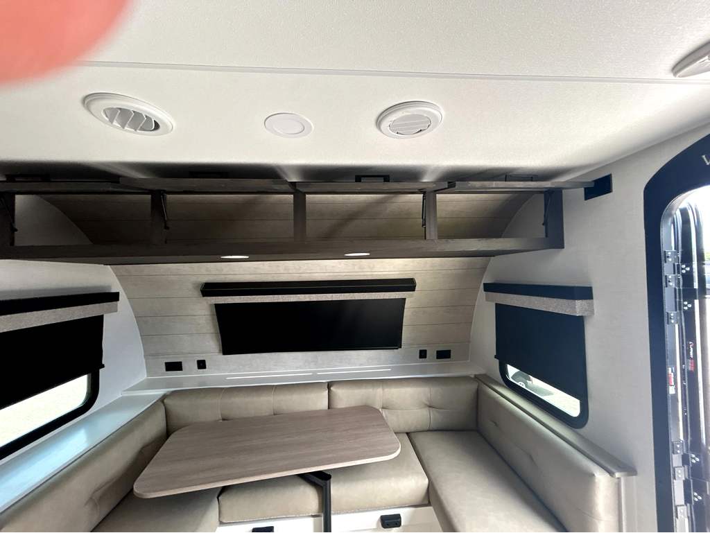 2027 VENTURE RV STRATUS 282VFD - Image 32