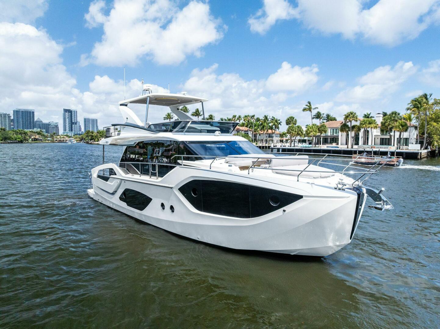 2023 Absolute 52 Fly - Image 4