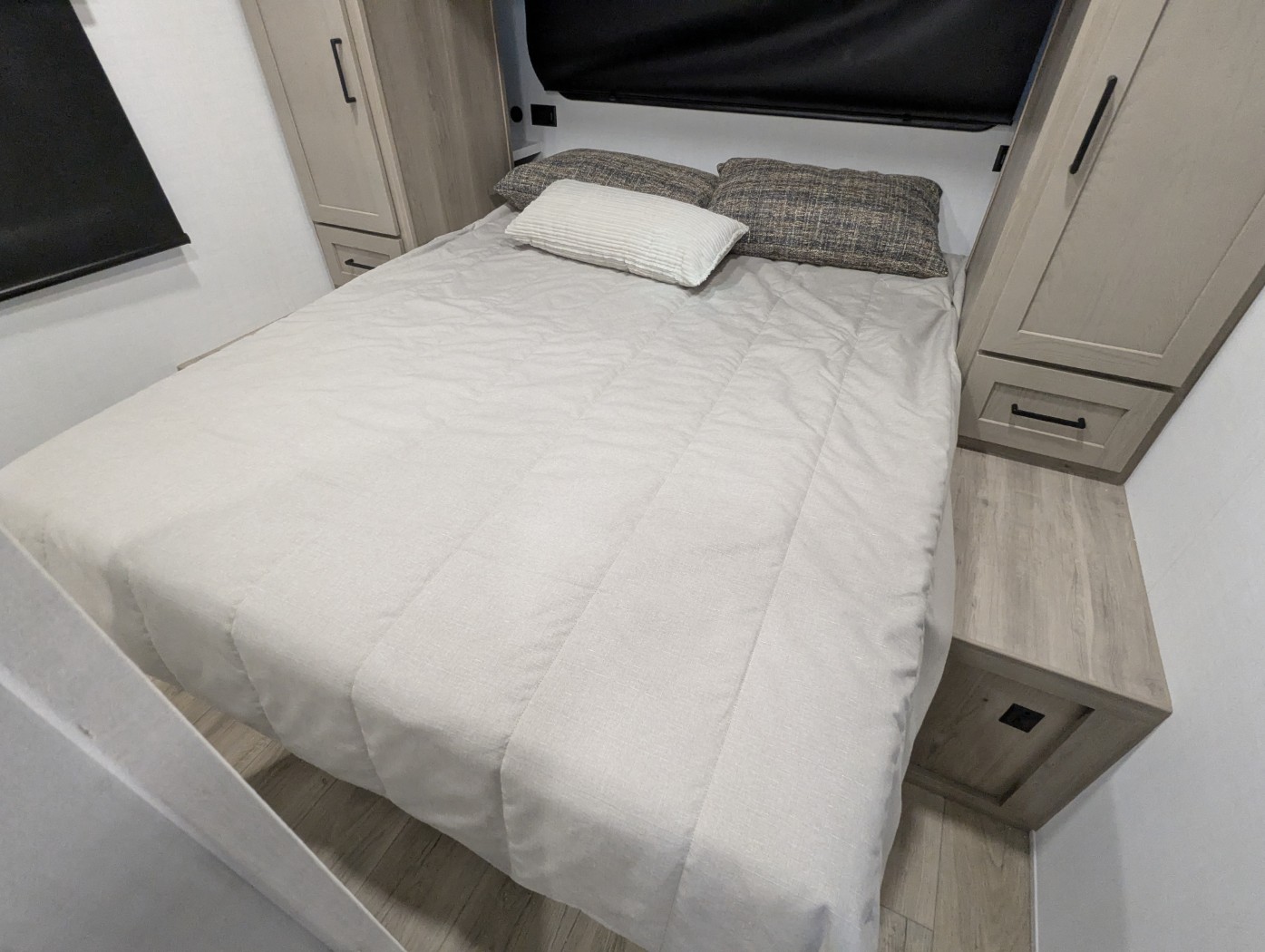 2026 Forest River Rockwood Mini Lite 2520BH - Image 7