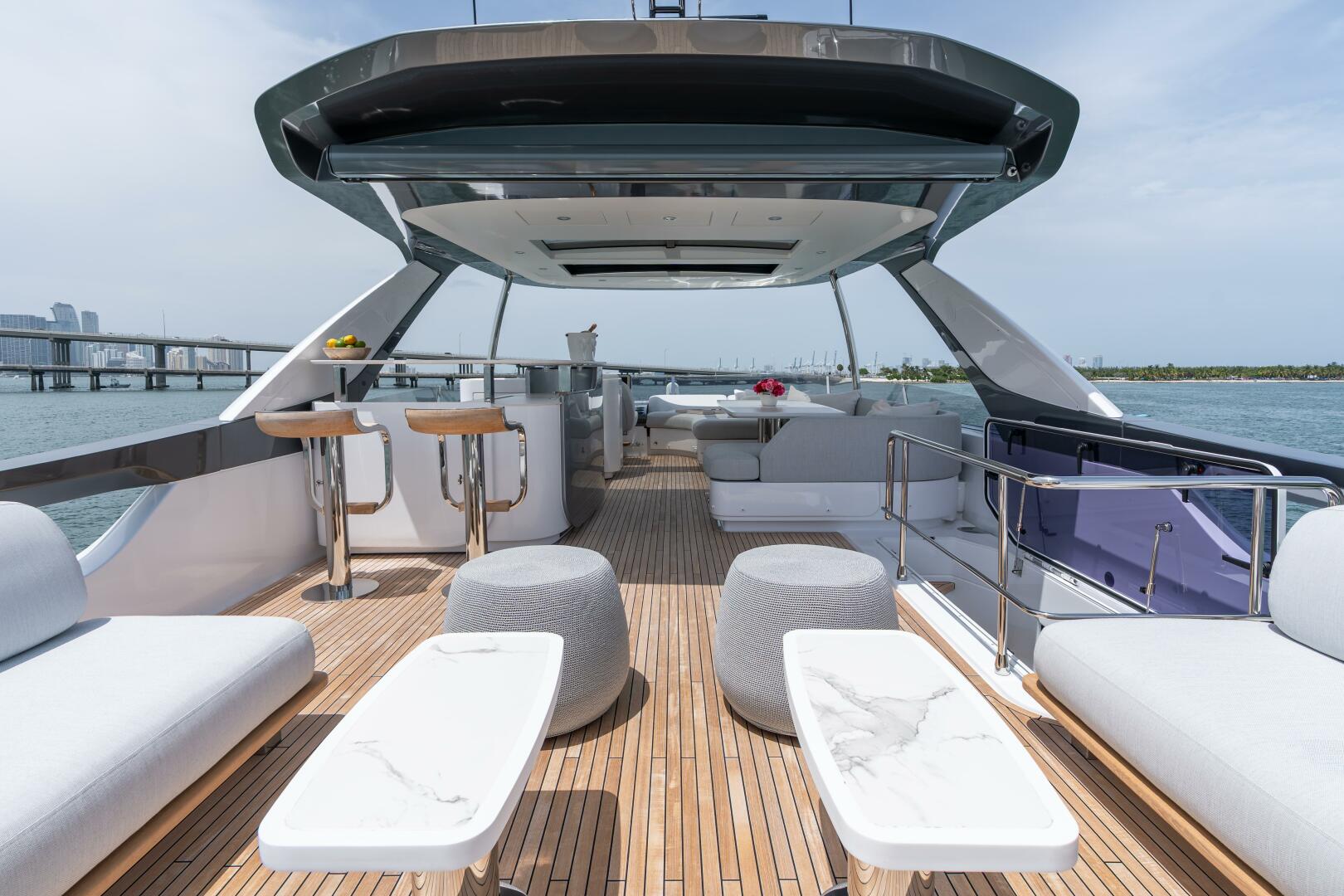 2022 Azimut 78 - Image 17