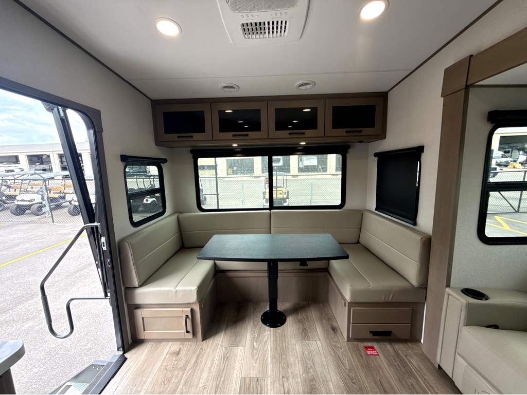 2026 ENTEGRA COACH ACCOLADE 37M - Image 11