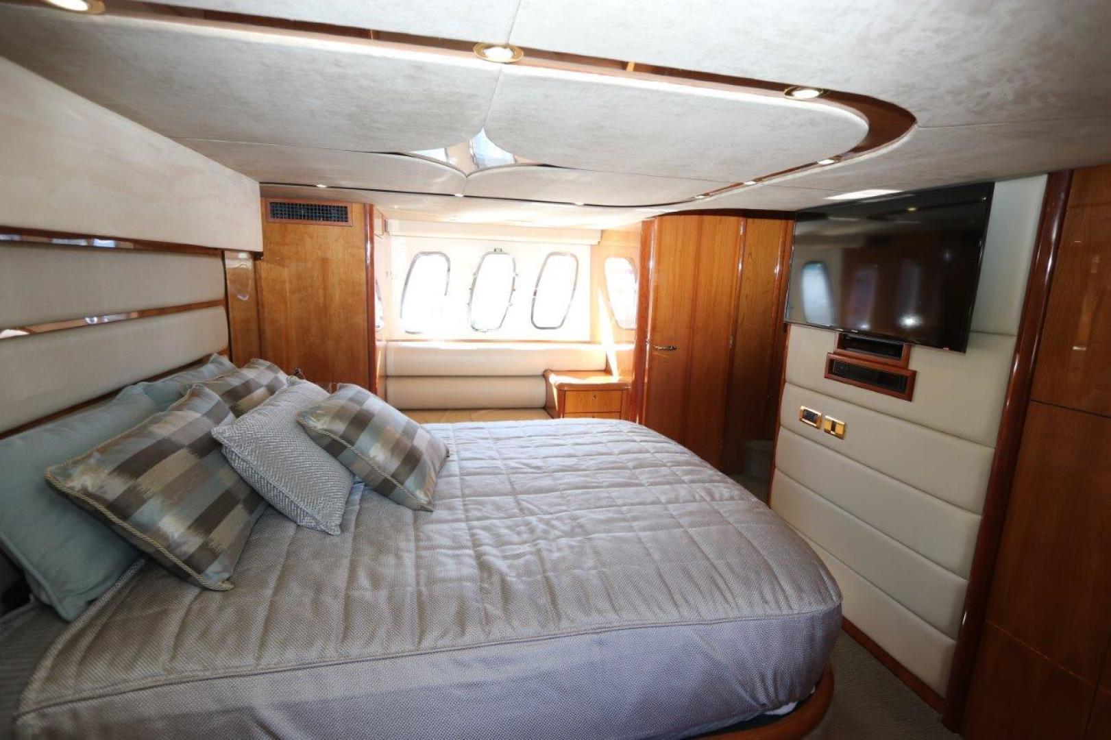 2004 Sunseeker Predator - Image 32