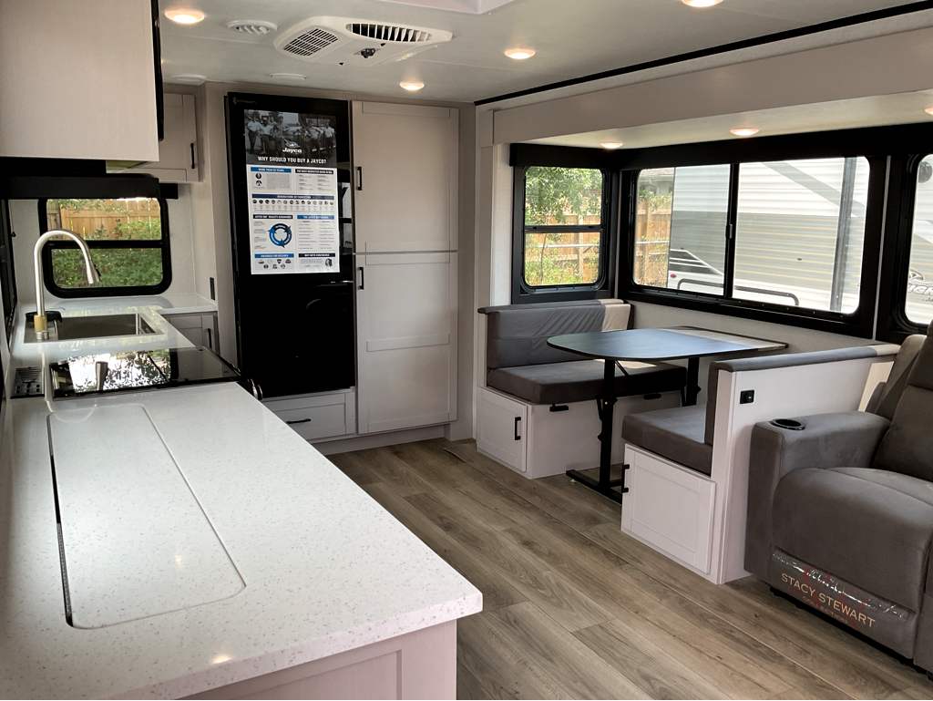2026 JAYCO Jay Feather 30 RKB - Image 19